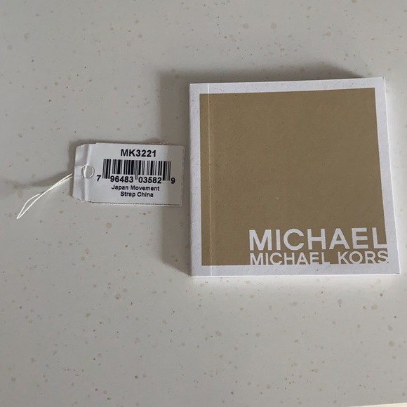 Michael Kors Slim Stainless Steel Quartz Watch - Picture 11 of 13